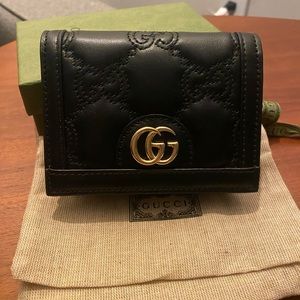 GG MATELASSE CARD CASE WALLET, AUTHENTIC